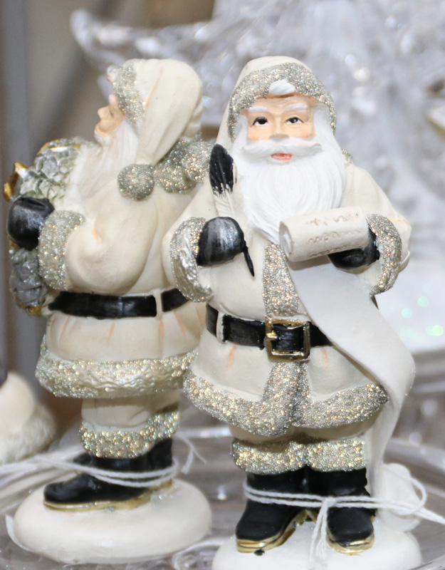 Snowy Santa Figurines