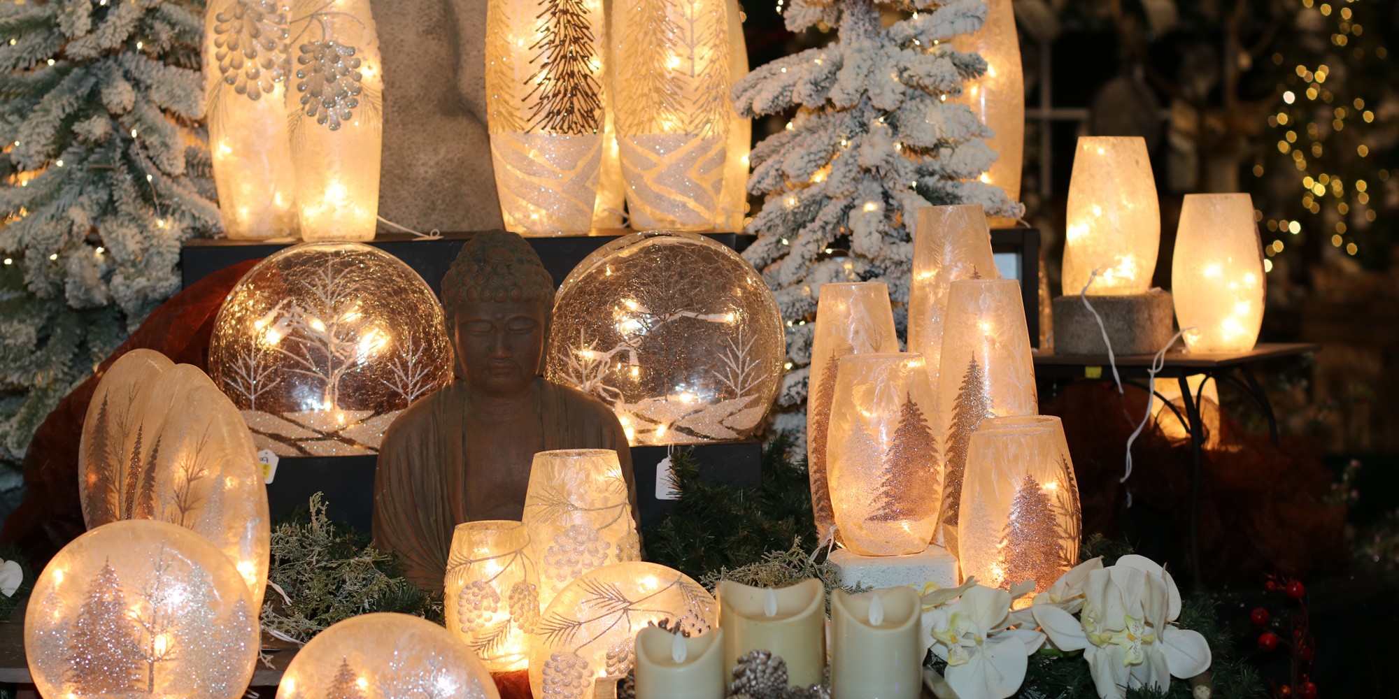 FreshCut and Artificial Christmas Trees, Christmas Decorations and