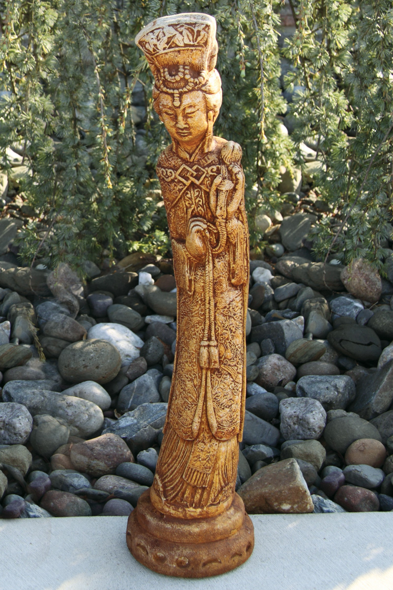 24” Slender Woman Figure