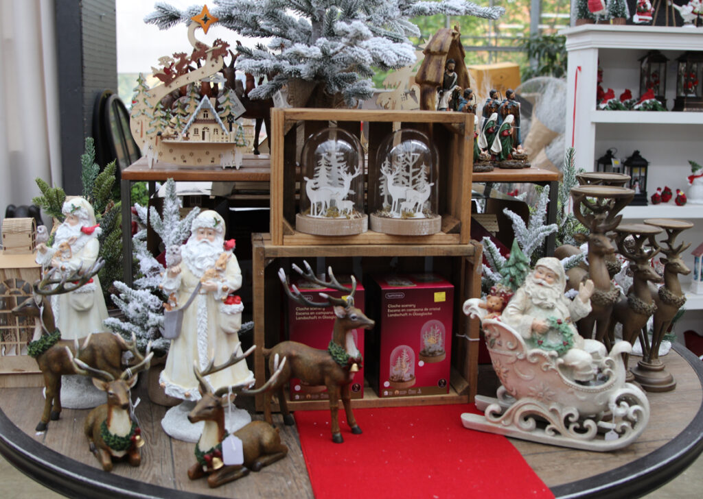 FreshCut and Artificial Christmas Trees, Christmas Decorations and